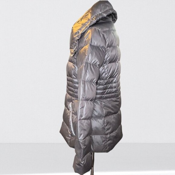 Karl Lagerfeld Paris Women's Lightweight Packable Puffer Down Jacket Size Medium - Picture 4 of 16